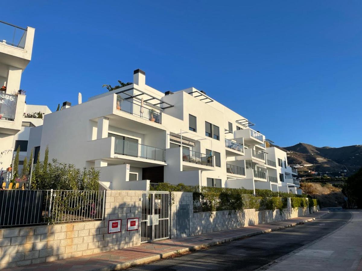 Sunny Penthouse Beach Apartment With Panoramic Views Almunecar Luaran gambar